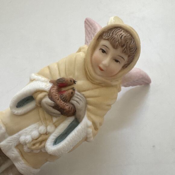 VINTAGE‎ Hallmark Keepsake Christmas Angel Friend Ornament 1997 Holiday Decor - Picture 9 of 11